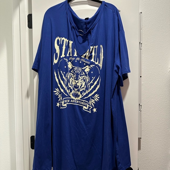 SHEIN Stay Wild Tiger Keyhole Dress - Picture 2 of 4